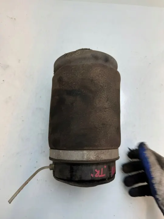 Mercedes-Benz ML W164 Luftfjädring OEM 213322 Höger Bak image 2