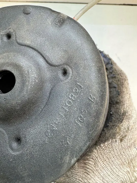 Mercedes-Benz ML W164 Luftfjädring OEM 213322 Höger Bak image 3