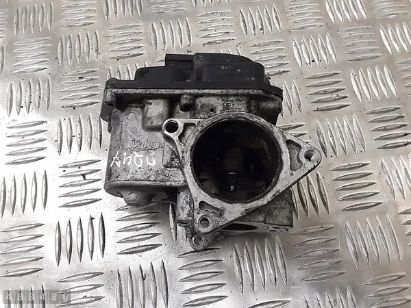 EGR-venttiili VW Tiguan 2.0L Diesel 2009 03L131501D image 3