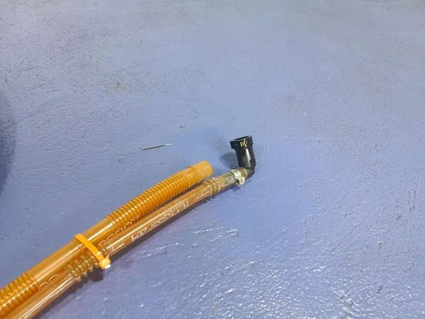 MERCEDES E W207 W212 3.5 BRANDSTOFNIVEAUSENSOR A2044701494 image 3