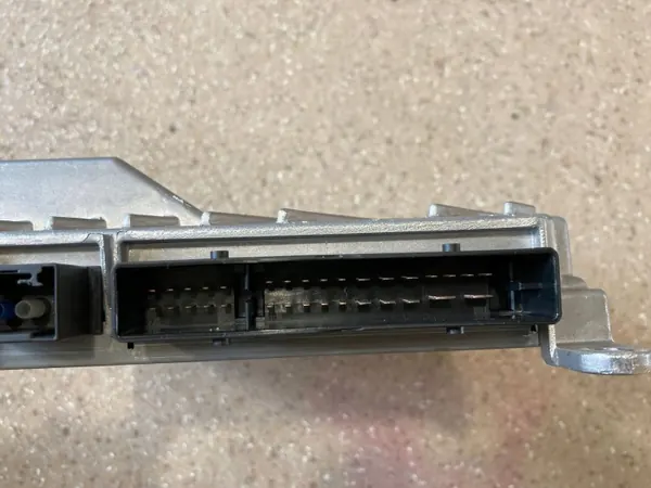 Mercedes-Benz Audioförstärkare OEM A0009008713 image 4