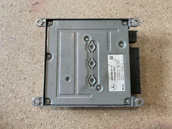 Mercedes-Benz Audioförstärkare OEM A0009008713 image 7