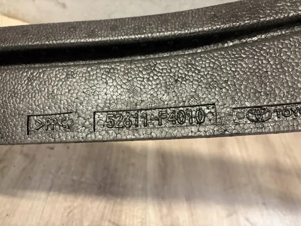 Toyota C-HR I framstötdämpare OEM 52611-F4010 image 6