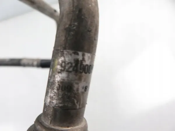 Ilmastointiputki Renault Megane III OEM 924800026R image 9