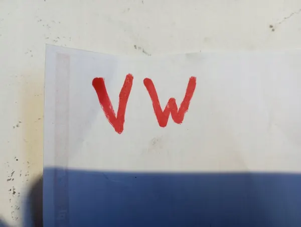 AIRBAG KIEROWCY VW VOLKSWAGEN - Begagnad Förarens Krockkudde image 4