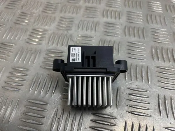 Lämmityspuhaltimen rele OEM DU228001 Land Rover image 3