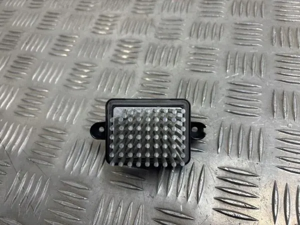 Lämmityspuhaltimen rele OEM DU228001 Land Rover image 5