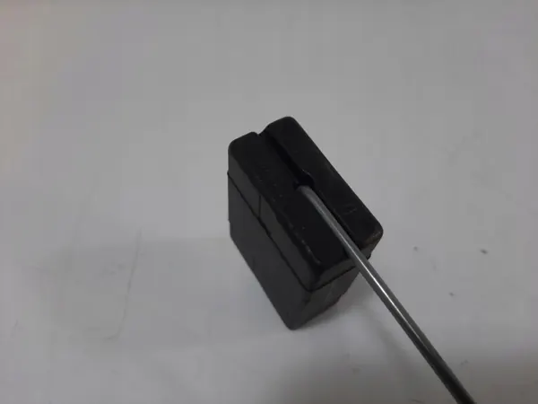 Suzuki Bränslenivåsensor OEM 071741-0410 Begagnad image 8