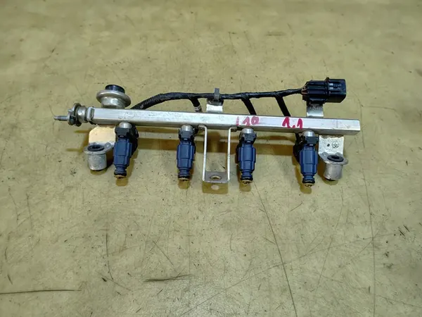 HYUNDAI I10 I 1.1 B Rampa de inyectores 35310-02900 image 2