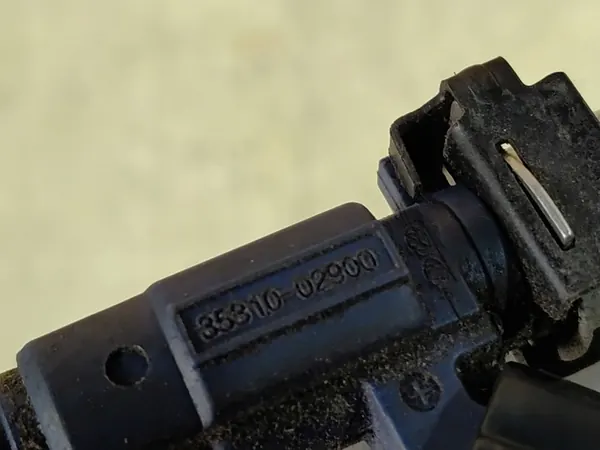 HYUNDAI I10 I 1.1 B Rampa de inyectores 35310-02900 image 5