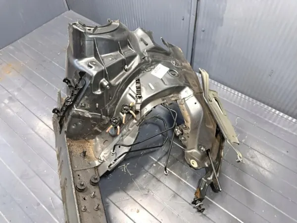 Audi A6 C8 Avant kwartierpaneel OEM 23300/Wrakowisko image 3