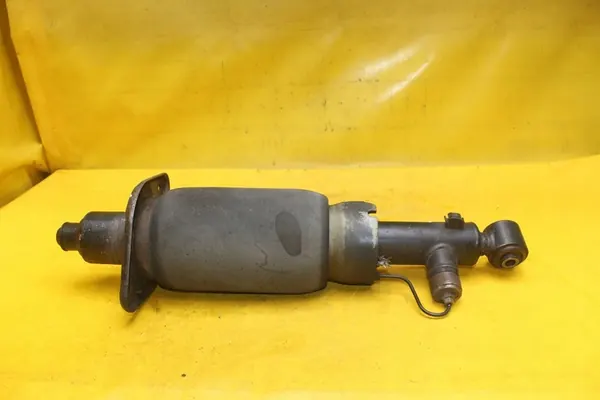 Takaoikea Iskunvaimennin A6 C5 FL Allroad 4Z7616020A image 3