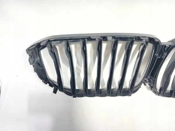 BMW X5 G05 Njurgrill OEM 7454887 - Begagnad image 6