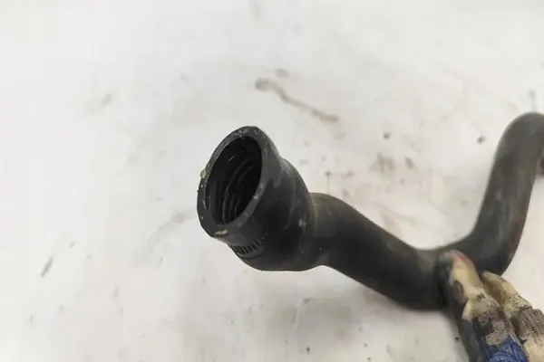 Jäähdytyslinja BMW 3 TOURING (E36) 1.8L bensiini image 3