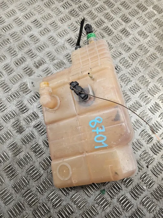 Iveco Daily VI nivelleertank OEM 5801255878Q image 2