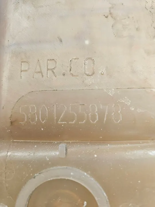 Iveco Daily VI nivelleertank OEM 5801255878Q image 5
