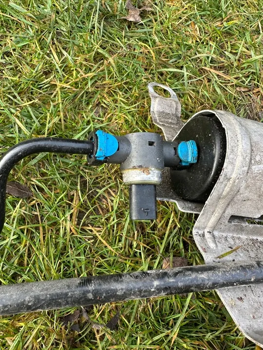 Bomba de Combustível VOLVO XC60 II XC90 V90 S90 31452831 image 6