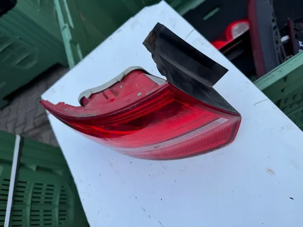 AUDI A3 8P LIFT Lámpara Trasera Izquierda 8P4945095E image 3