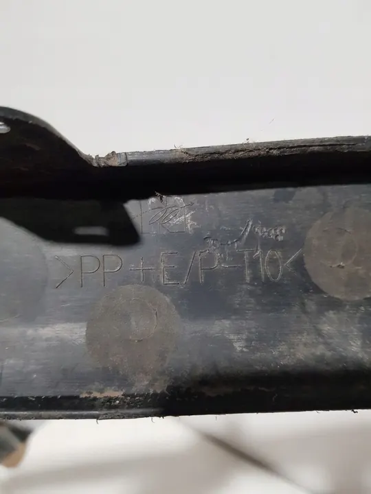 TOYOTA COROLLA E12 2004 - 07 Framskärmsspoiler image 4