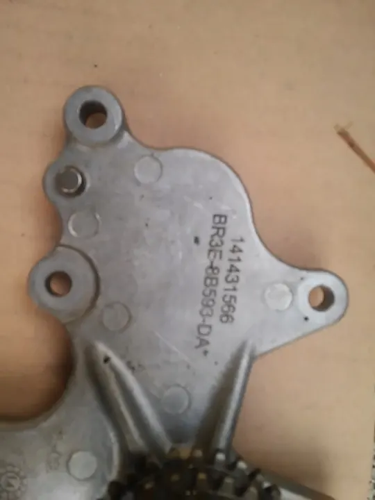 Pompe à eau OEM BR3E-8B593-DA pour Ford Mustang 3.7L image 3