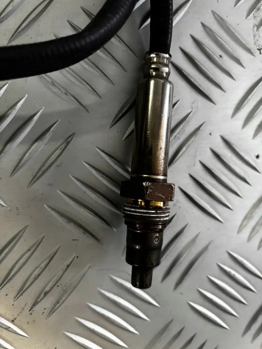 Sensor NOx AUDI Q3 2.0 TDI 04L907805L image 2