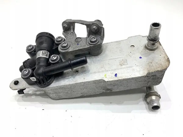 Radiador de óleo BMW G30 2.0 150CV image 3