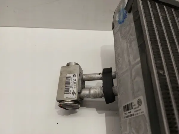 Volkswagen Transporter - Caravelle T5 2012 Condensador A/C 7H1820101A image 7