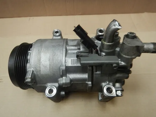 Compresor de aire acondicionado Mercedes W169 W245 2.0 CDI A0012309111 image 3