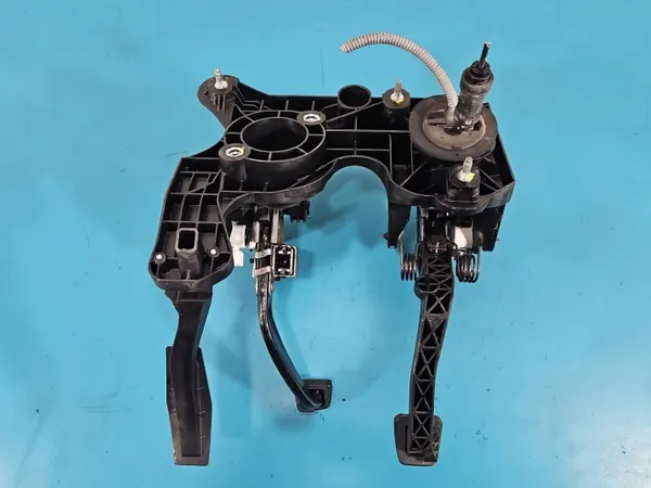 OEM 39215865 Kopplings- & Bromspedaler för Opel Astra V image 3