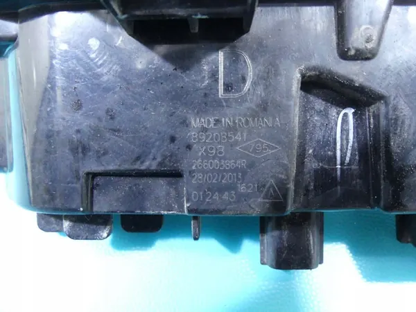 Oikea DRL-valo OEM 89208541 Renault Clio IV:lle image 7