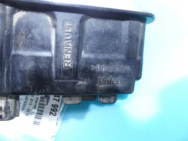 Oikea DRL-valo OEM 89208541 Renault Clio IV:lle image 9