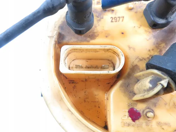 Bomba de combustível VW Passat B6 1.9 TDI image 4