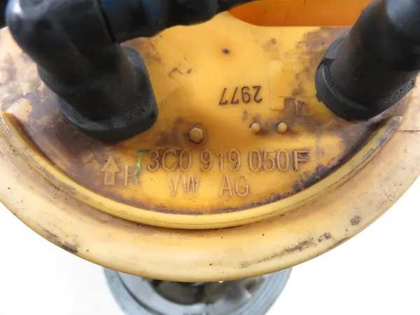 Bomba de combustível VW Passat B6 1.9 TDI image 5