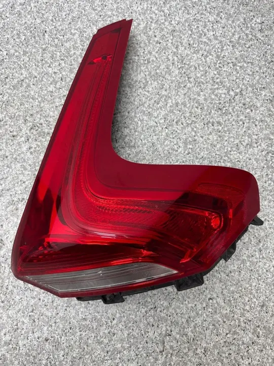 Luz Trasera Derecha V40 II 2012-2018 OEM 31395845 image 6