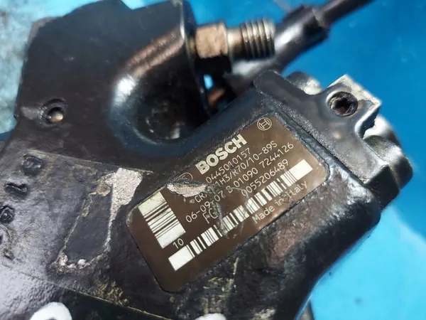 Bosch Brandstofpomp 0445010157 image 5