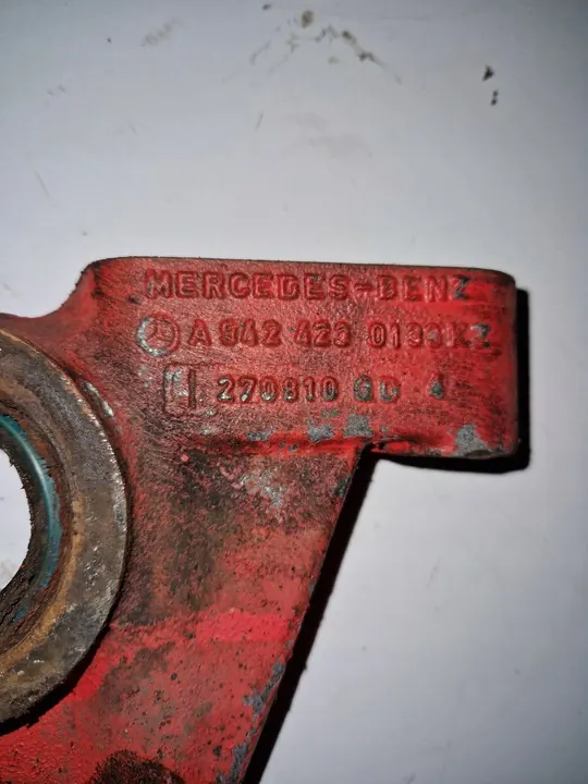 Support de Mercedes Arocs Actros Axor Gauche OEM A9424230133 image 2