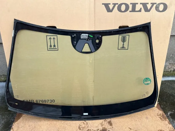 Pare-brise avant Volvo OE 32244867 d'occasion image 5