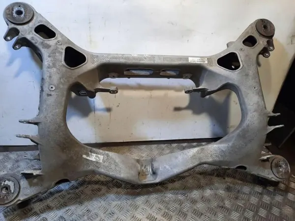 Sous-châssis arrière Porsche Panamera OEM 97033105105 image 5