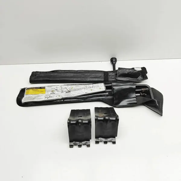 CADILLAC ESCALADE Kit d'outils 2019 OEM 22969370 image 2