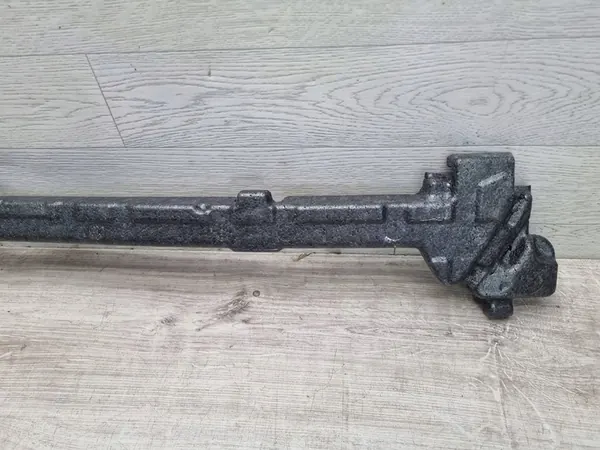 Audi Q2 2025 Etupuskuri OEM 81A807550D image 3