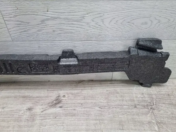 Audi Q2 2025 Etupuskuri OEM 81A807550D image 6