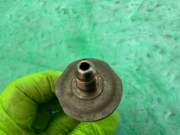 Régulateur Pression Carburant OEM 166392853R Renault image 4