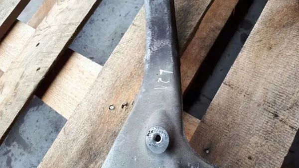 Q5 8R Mozzo Direzione Sinistro 8K0407257AA image 3