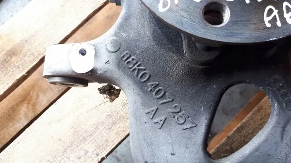 Q5 8R Mozzo Direzione Sinistro 8K0407257AA image 7