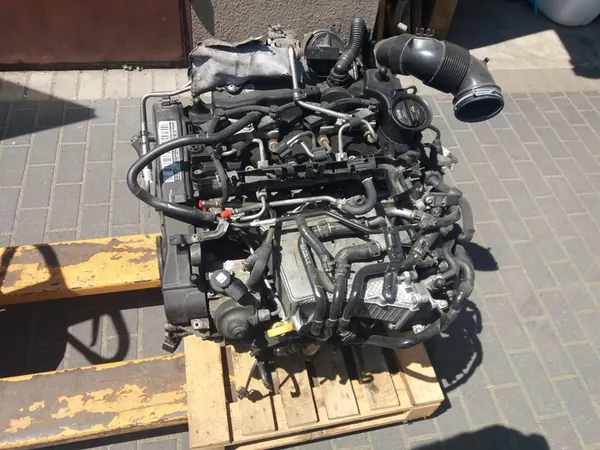 Moottorilohko VW Sharan AUDI Q3 SEAT Alhambra 2.0tdi DLT image 2