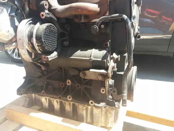 Moottorilohko VW Sharan AUDI Q3 SEAT Alhambra 2.0tdi DLT image 6