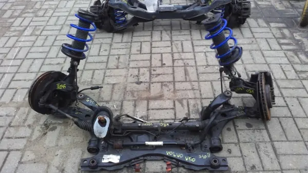 Volvo Aufhängungslenker OEM 34013131 - Gebraucht image 2