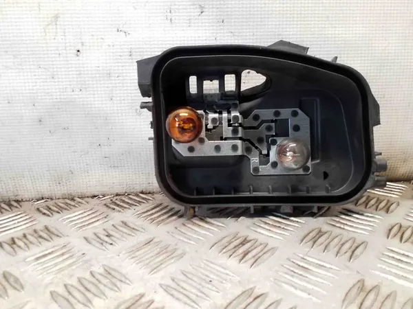 Contacts de Feu Arrière VW SHARAN 7N0945258 image 1