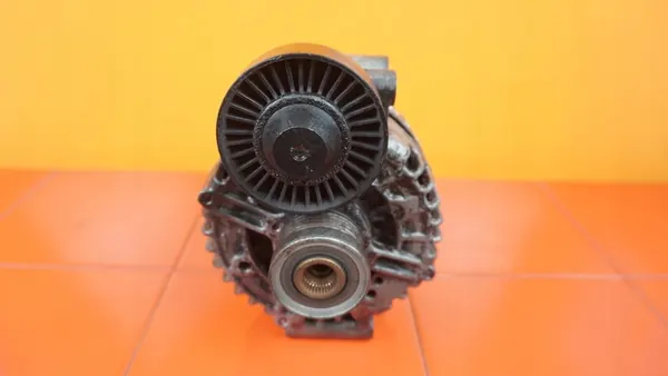 BMW E90 325i E60 X3 Z4 2.5 B Vaihtovirtageneraattori image 4