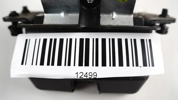 Serrure coffre OEM 360179546 pour Hyundai i40 2011-2014 image 3